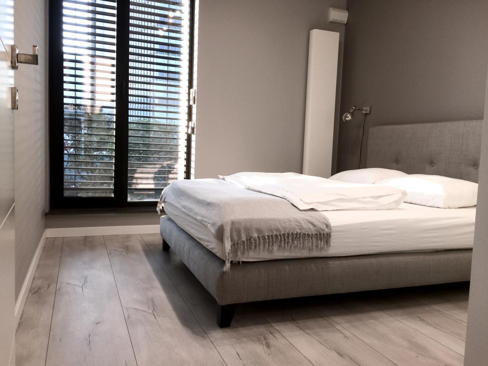 Fractal Guest Rooms - Poznan Centrum Andersia Square & Old Town Esterno foto